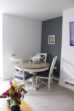 Sitting Room- click for photo gallery